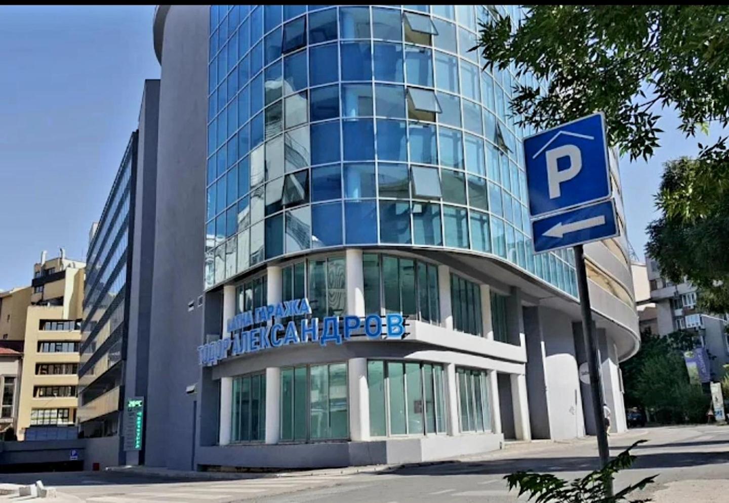 Hotel Elsa Skopje Buitenkant foto
