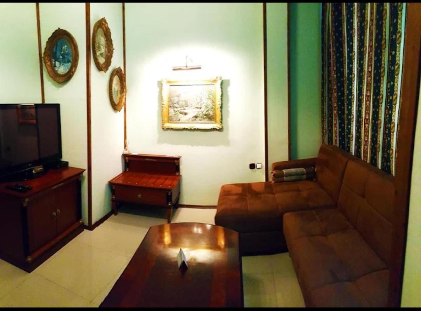 Hotel Elsa Skopje Buitenkant foto